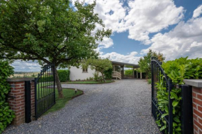 La Villa Ava